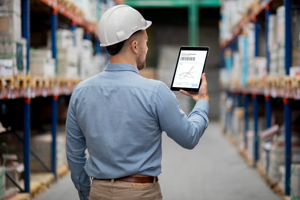 apa saja syarat software inventory pada toko ritel